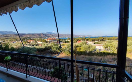 Πωλείται μονοκατοικία δυο ανεξάρτητων επιπέδων 200 τετραγωνικών μέτρων