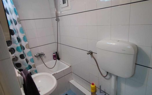 Πωλείται μονοκατοικία δυο ανεξάρτητων επιπέδων 200 τετραγωνικών μέτρων