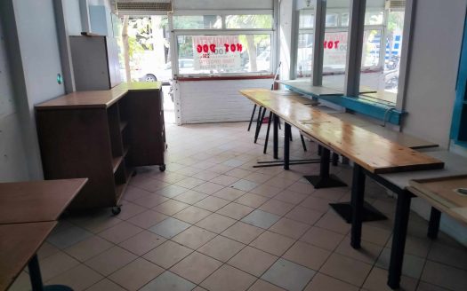 Πωλείται επαγγελματικός χώρος  ( ΛΟΥΤΡΑΚΙ  ) 60 τμ