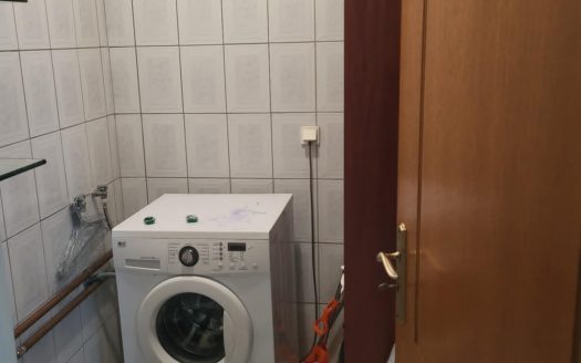 Λουράκι :Ενοικιάζετε οροφοκατοικία 190 τμ .