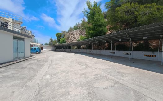 Πωλείται διαμέρισμα _μεζονέτα 122 τμ , σε κεντρικό σημείο του Λουτρακίου με απεριόριστη πανοραμική θέα στον Κορινθιακό