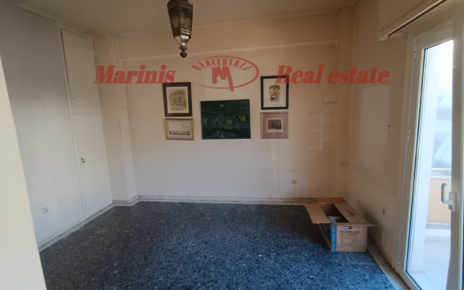 Λουτράκι : Πωλείται διαμέρισμα 60 τμ στο κέντρο του Λουτρακίου .