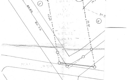 Πωλείται οικόπεδο 1000 τμ περίπου , άρτιο και οικοδομήσιμο στην περιοχή Ίσθμια κοντά στο King Saron Hotel .