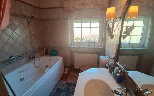 Καλαμάκι Ίσθμια   : Μονοκατοικία 280 τμ προς πώληση στην περιοχή Γαλότα  (Δήμο Λουτρακίου -Περαχώρα)