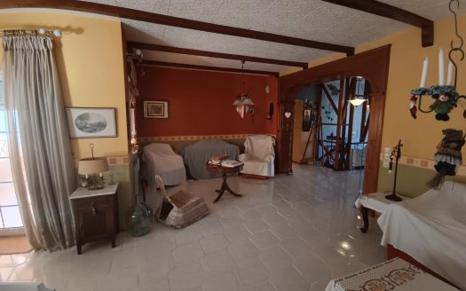 Καλαμάκι Ίσθμια   : Μονοκατοικία 280 τμ προς πώληση στην περιοχή Γαλότα  (Δήμο Λουτρακίου -Περαχώρα)