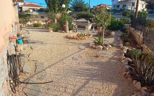 Καλαμάκι Ίσθμια   : Μονοκατοικία 280 τμ προς πώληση στην περιοχή Γαλότα  (Δήμο Λουτρακίου -Περαχώρα)