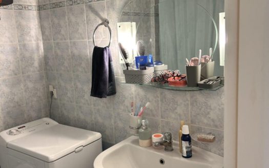 Λουτράκι : Διαμέρισμα προς πώληση 52τμ