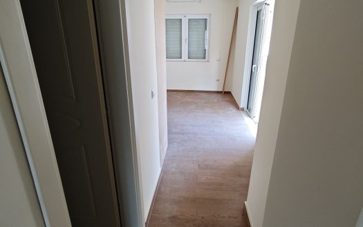 Πωλείται διώροφη μονοκατοικία 220 τμ στο κέντρο του Λουτρακίου