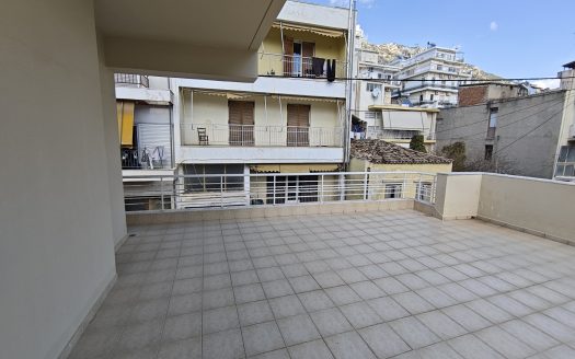 Πωλείται διώροφη μονοκατοικία 220 τμ στο κέντρο του Λουτρακίου