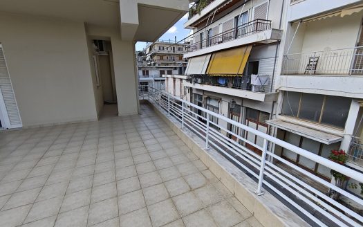 Πωλείται διώροφη μονοκατοικία 220 τμ στο κέντρο του Λουτρακίου