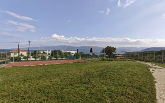 Μονοκατοικία 600 τμ προς πώληση κατασκευής 2002. Βρίσκεται στην περιοχή Κάβο – Ισθμίας ,
