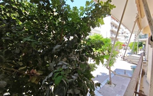 Πωλείται διαμέρισμα 30τμ σε πολύ κεντρικό σημείο , μόλις 50μέτρα από την θάλασσα . Είναι άμεσα διαθέσιμο .